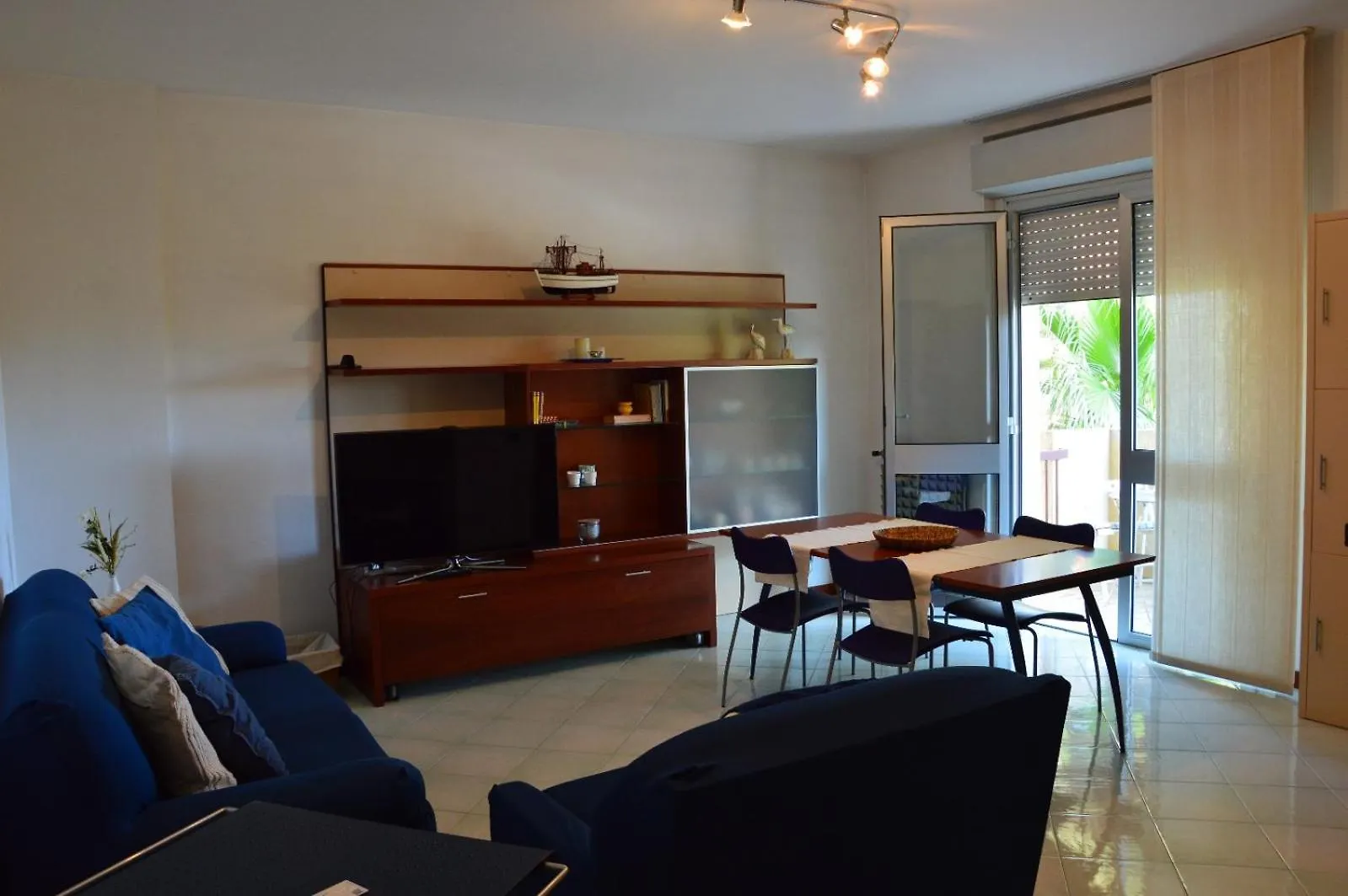 Apartment Vista Mare E Comfort A San Bartolomeo San Bartolomeo Al Mare Italy